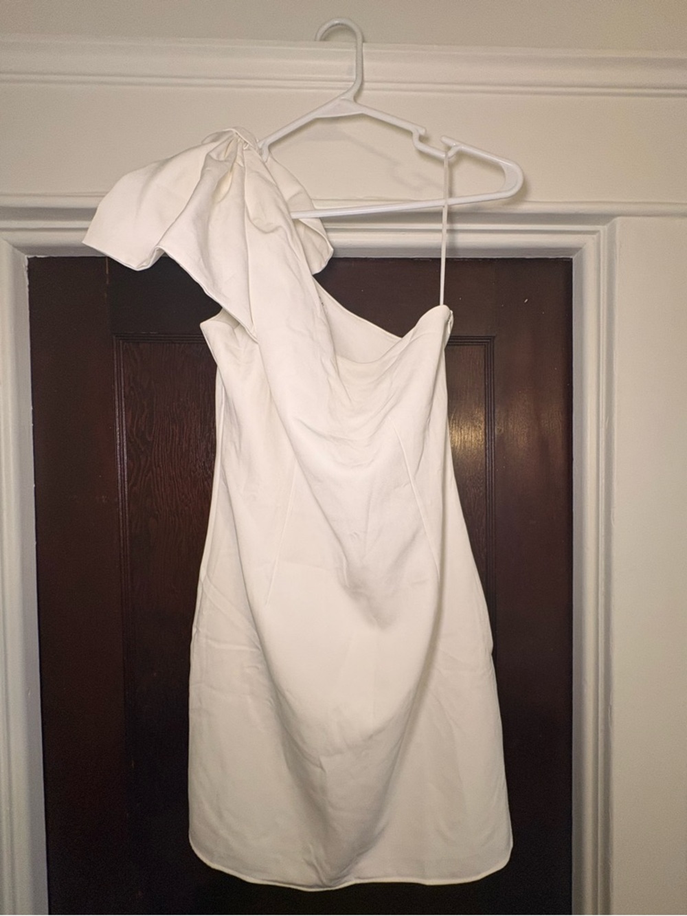 Red Dress Boutique White One-Shoulder Mini Dress with Bow - Picture 2 of 2